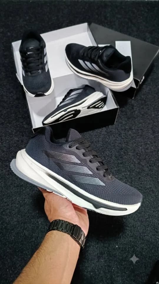 Adidas Supernova preto e cinza