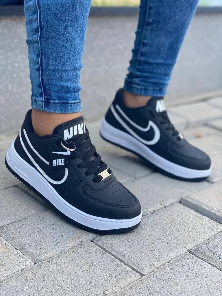 Nike Cheirinho preto